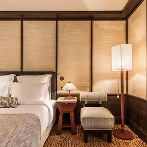 Hana 5* Paris